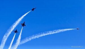 US Navy Blue Angels flying high over Seattle